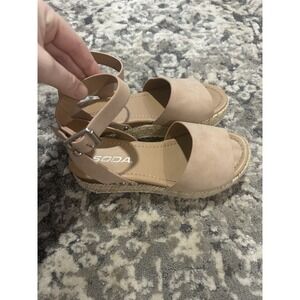 Girls Tan Soda Platform Sandal Size 1
